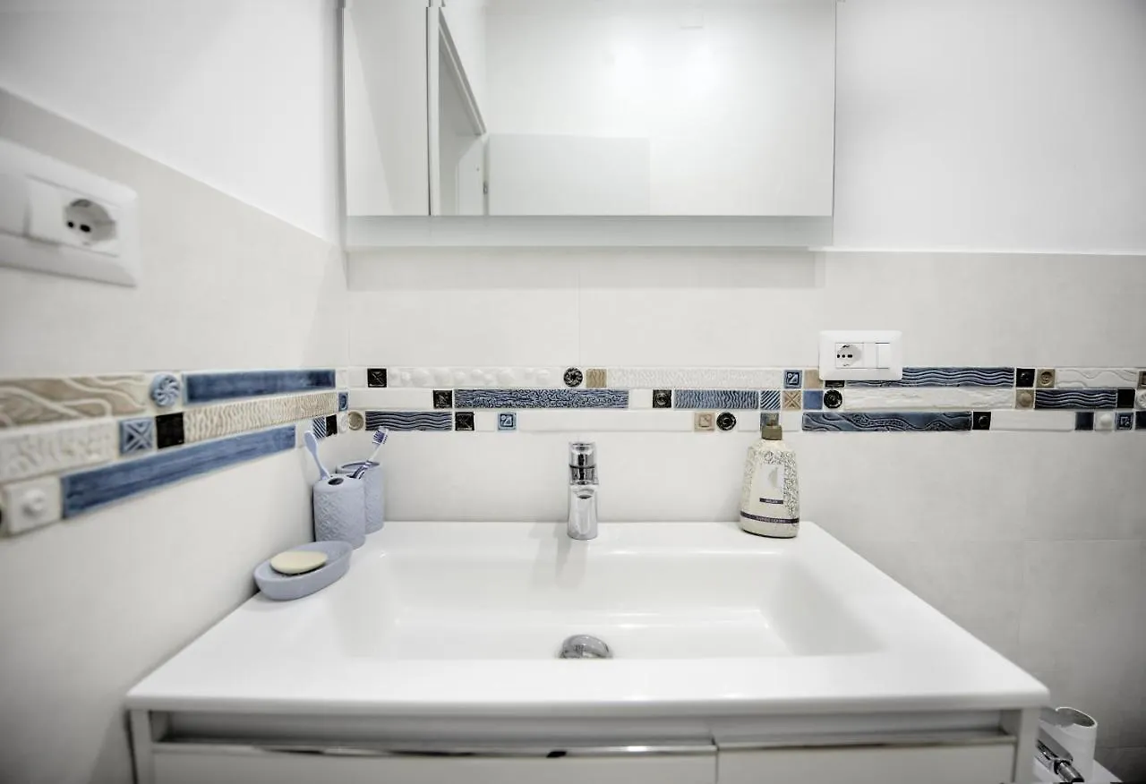 Apartment Guest House Romano Italy
